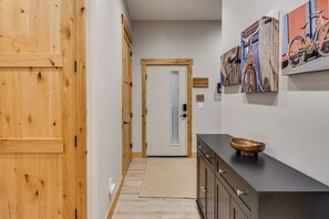 Interior - Walk to Ski Shuttle & Brewery! New Fraser Condo (Fraser)