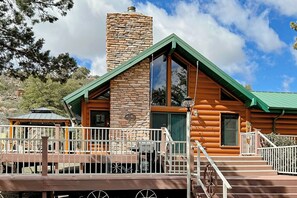 House (1 Bedroom) | Interior - Cool 1BR Near Lake & National Forest w/ Treehouse (Miami)