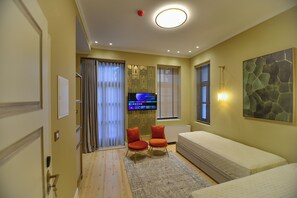 Family Suite, Balcony, City View | Free WiFi - Megaro Gioule (Siatista)