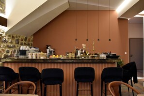 Restaurant - Megaro Gioule (Siatista)