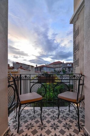 Balcony - Megaro Gioule (Siatista)