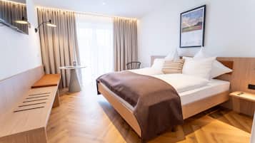 Double Room, Garden View | In-room safe, blackout drapes, cribs/infant beds, free WiFi