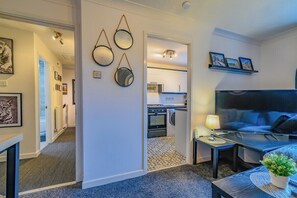 Interior - 2 BR Apartment By Eason Stays Short Lets Chester (Chester)