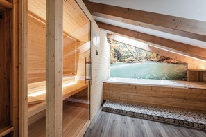 Sauna - SUITE VAL DI SOLE WITH SMALL WELLNESS CENTER AND PRIVATE SKI BUS (Trentino-Alto Adige)