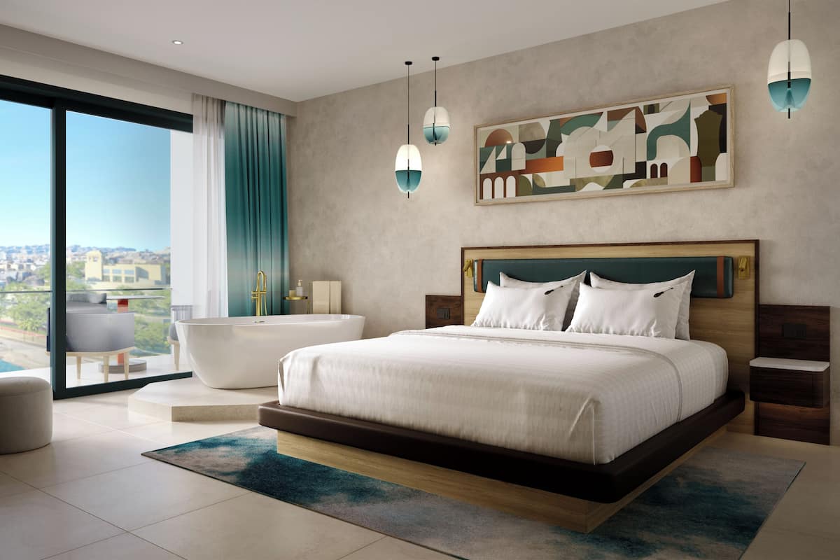 Deluxe King with Jacuzzi | In-room safe, desk, iron/ironing board, free WiFi