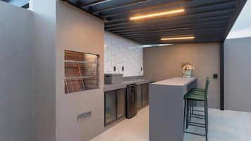 Classic Double Room, Patio, Beach View | Living area