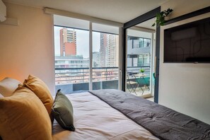 1 bedroom, iron/ironing board, WiFi, bed sheets - HOM I Wfi Aire Inverter SantaLucia Alameda Calido (Santiago)