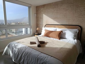 Desk, iron/ironing board, WiFi, bed sheets - HOM l Parking Faro Mar Costanera Piscina Turistico (La Serena)