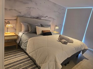 Schreibtisch, Bügeleisen/Bügelbrett, WLAN, Bettwäsche