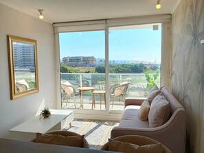 TV, offices - HOM l La Serena Modernidad y confort junto al mar (La Serena)