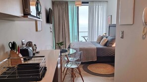 1 slaapkamer, een strijkplank/strijkijzer, wifi, beddengoed