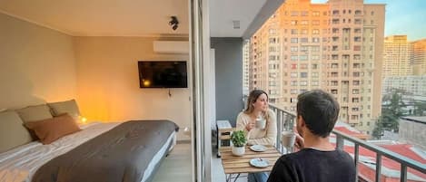 1 chambre, fer et planche à repasser, Wi-Fi, literie fournie