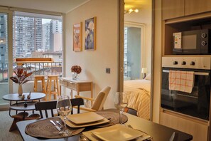 Dining - HOM I Cowork Wifi SantaLucia Vista Calefaccion (Santiago)