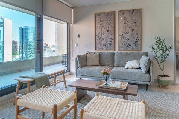 TV - HOM ELITE | 97m2 Suite TOP1 | Parking | Las Condes (Las Condes)