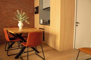 Dining - HOM I Depto con Terraza Piso1  4PAX Lastarria (Santiago)