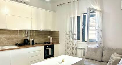 Ishem • Green View • Two Bedrooms • Free Wi-Fi • Private Parking • Garden