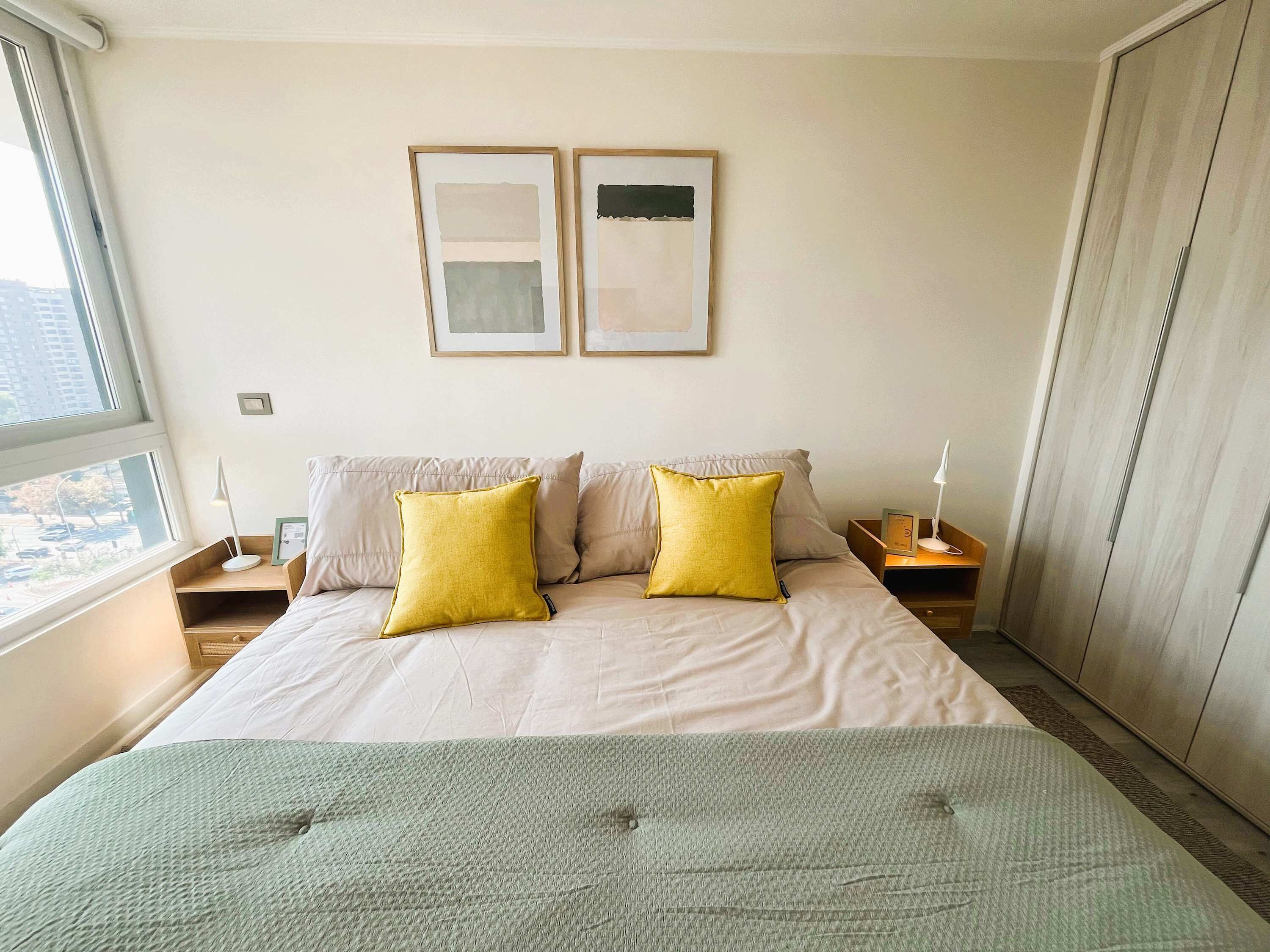 Ferros/tábuas de passar roupa, Wi-Fi, roupa de cama