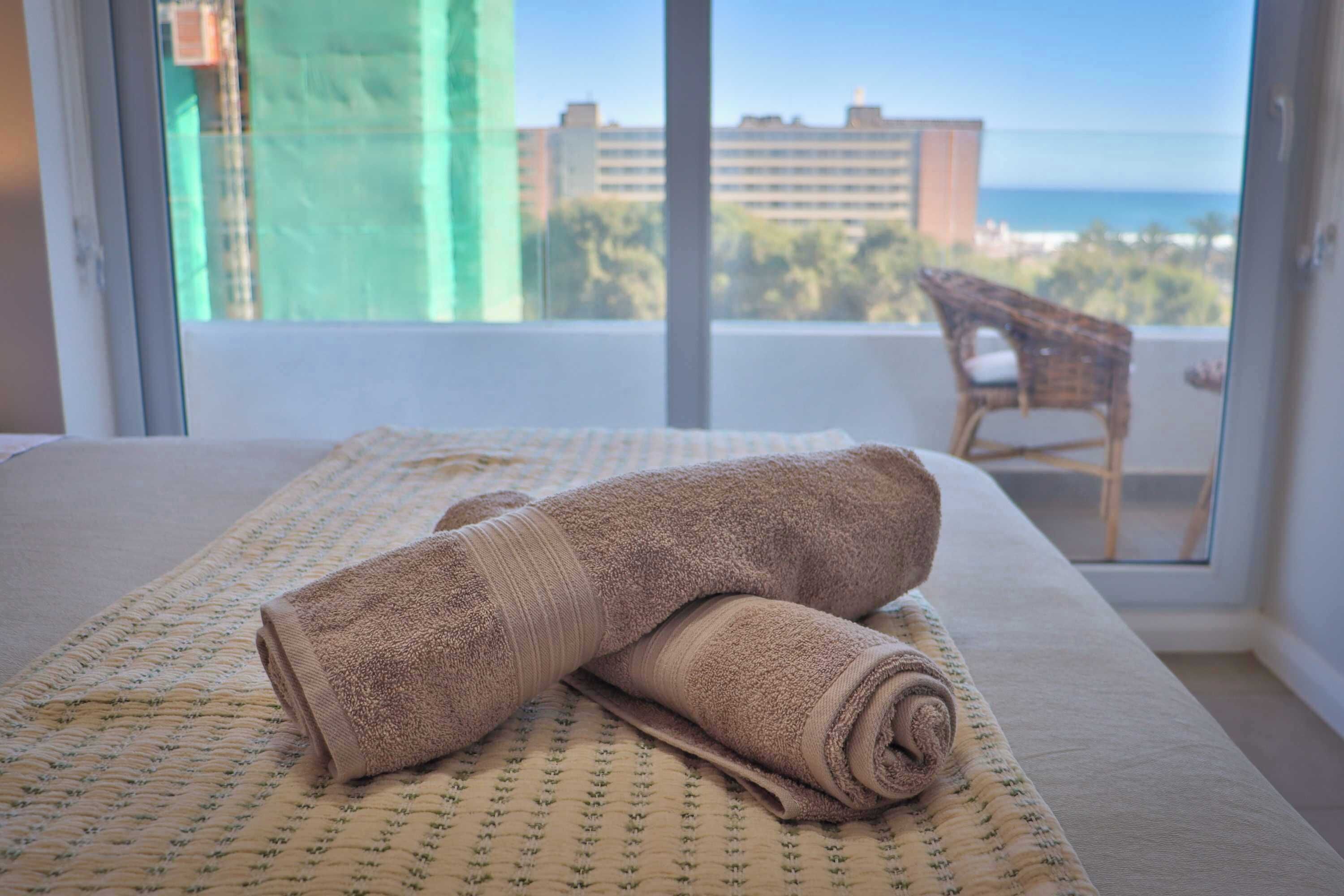 Skrivebord, strykejern/-brett, wi-fi og sengetøy