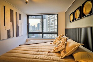 1 habitación, tabla de planchar con plancha, wifi y ropa de cama 