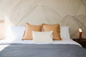 2 chambres, fer et planche à repasser, Wi-Fi, draps fournis