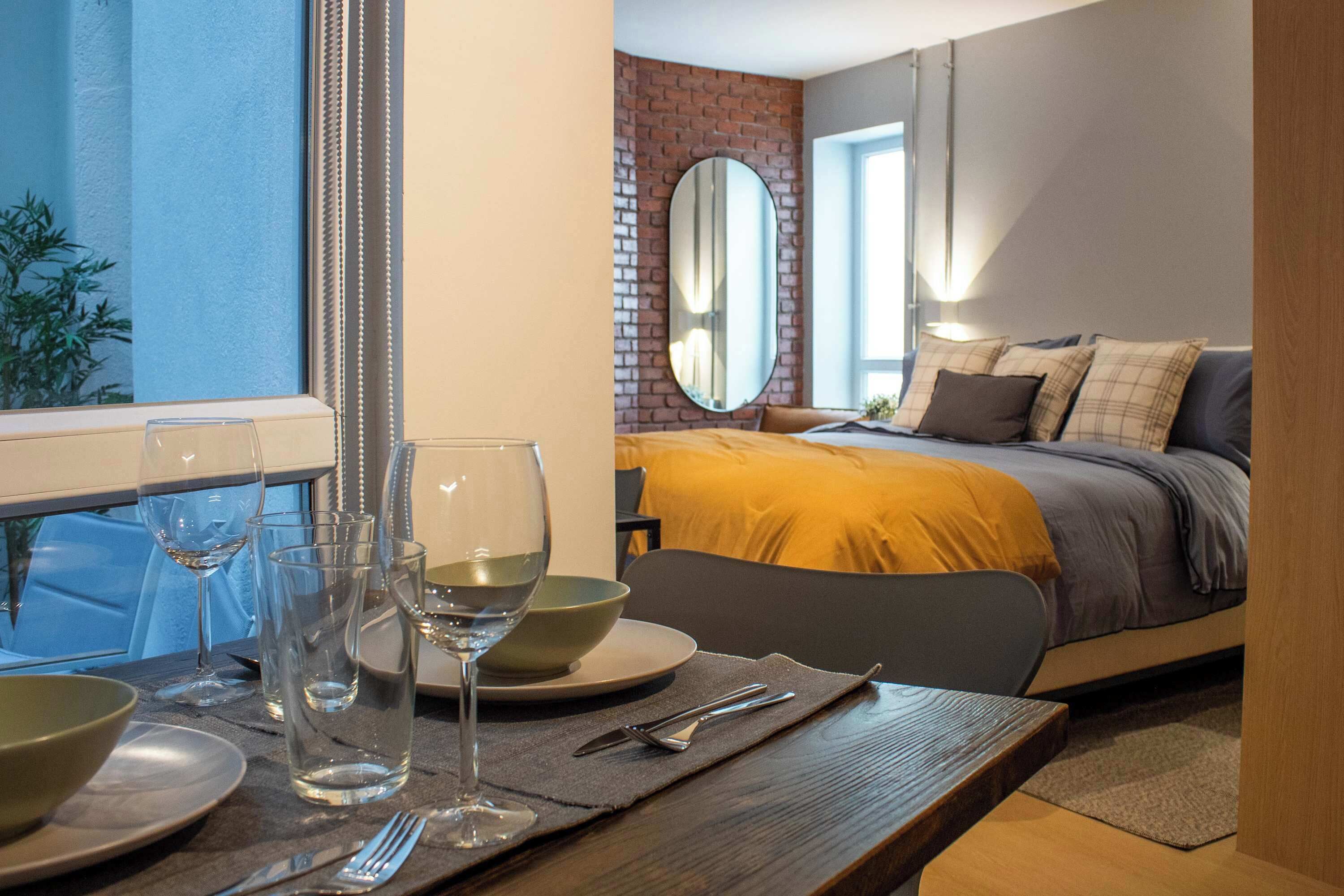 Fer et planche à repasser, Wi-Fi, draps fournis