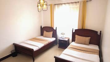 House, 4 Bedrooms, Terrace, Garden View | 4 bilik tidur