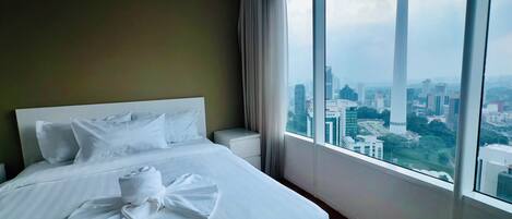 Standard-huoneisto, kaupunkinäköala | Ylelliset vuodevaatteet, untuvapeitot, pillowtop-patjalliset sängyt