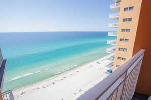 Property grounds - Splash 1701E-A • Direct Beachfront • Pools • Hot Tub • Waterpark Fun! (Panama City Beach)