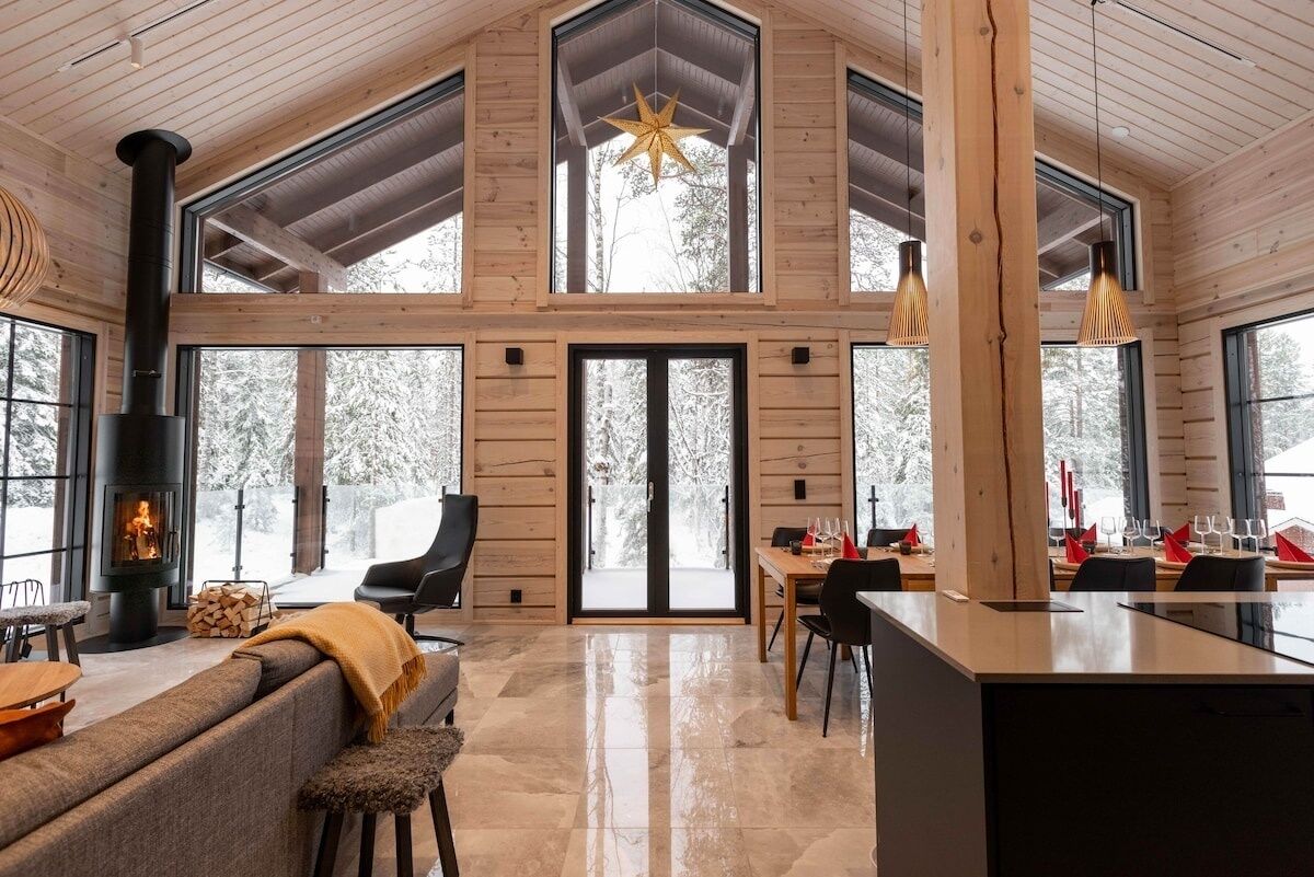 المنشأة من الداخل