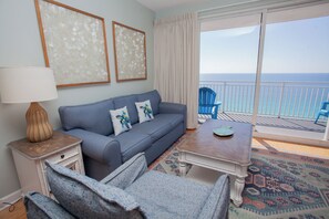 Smart TV - Splash Resort 1701E • Beachfront 3BR • Sleeps 10 • Pools & Waterpark (Panama City Beach)