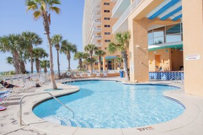 Pool - Splash Resort 1701E - B • Beachfront 2BR • Sleeps 8 • Pools & Waterpark (Panama City Beach)