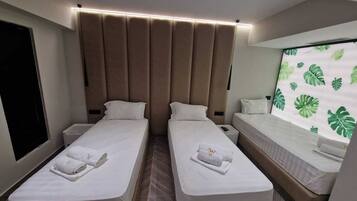 1 bedroom, free WiFi, bed sheets