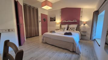 1 bedroom, WiFi, bed sheets