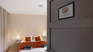 1 bedroom, WiFi, bed sheets