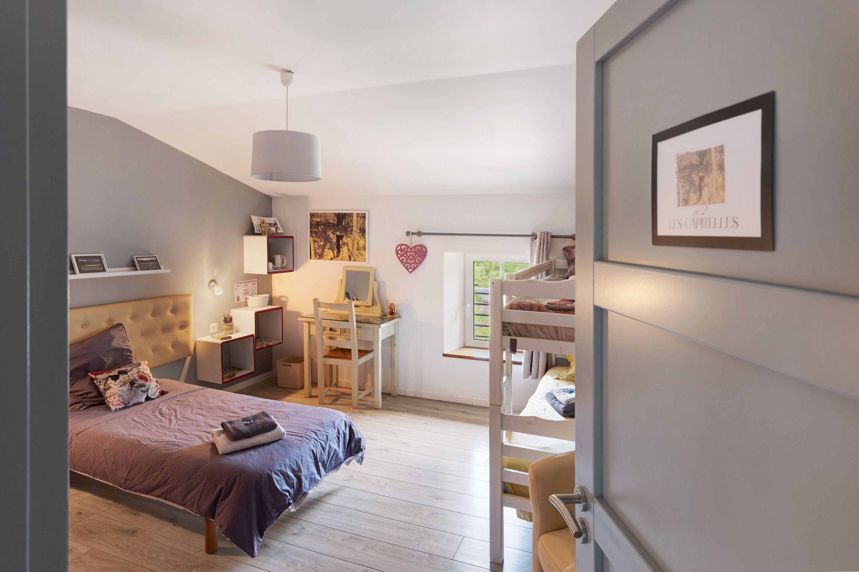 2 bedrooms, WiFi, bed sheets