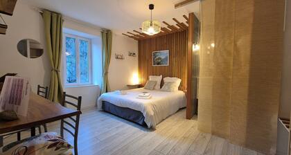 Chambre dâhĂŽtes Les Capitelles - Suite Familiale, vue montagne, terrasse et Wi-Fi