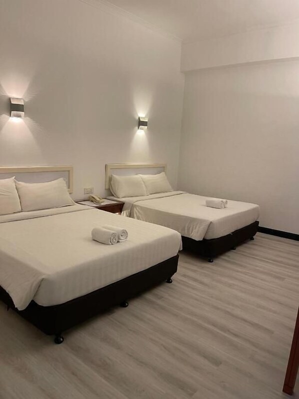 مكواة/لوح كي وواي فاي مجانًا وتسهيلات لدخول الكراسي المتحركة