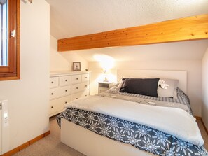 3 bedrooms - Splendid apartment, 3 bedrooms, sleeps 6, balcony with mountain views (Morillon)