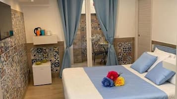 Double Room, Balcony, Courtyard View | Free WiFi