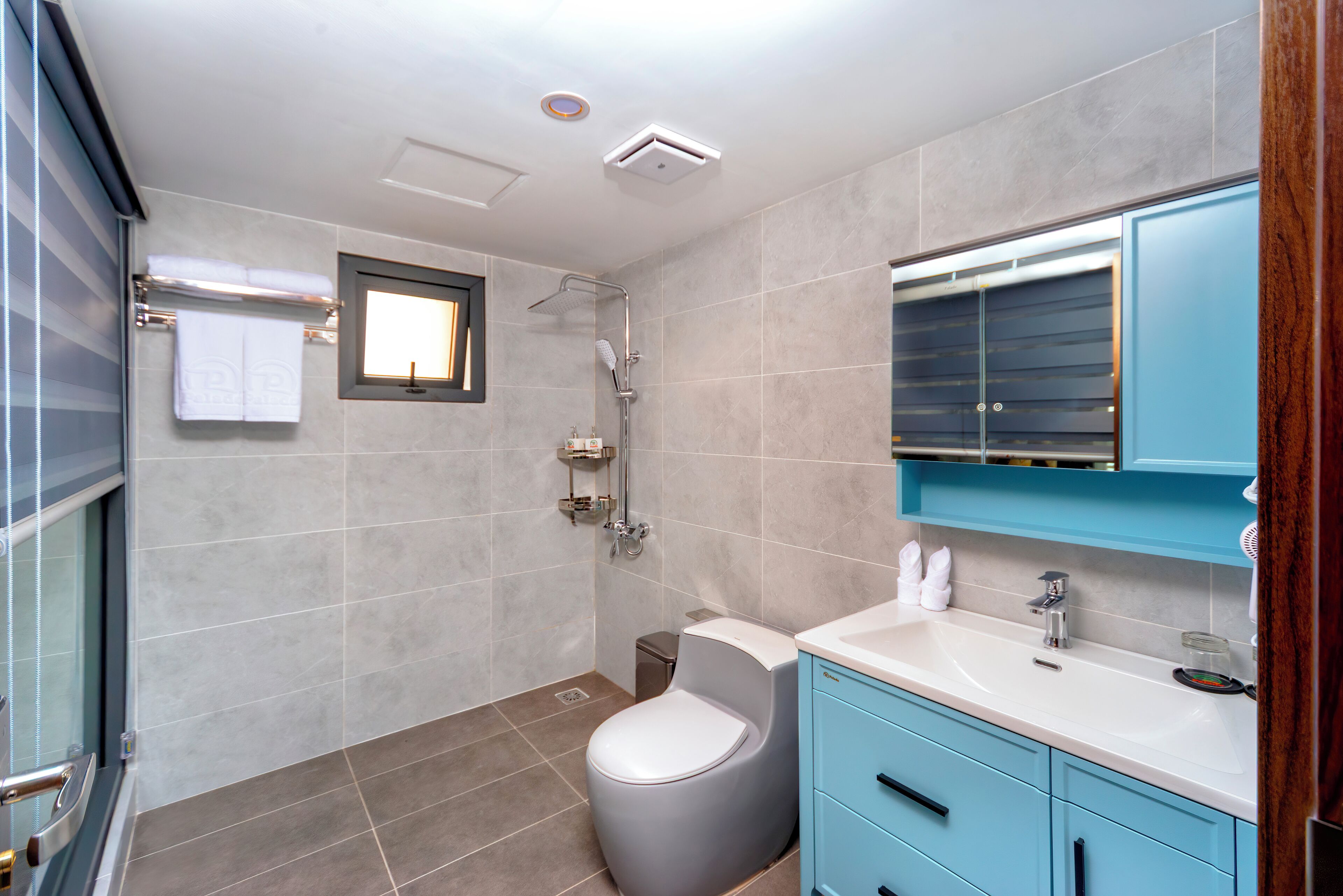 標準客房, 海景 | 浴室 | 淋浴設備、雨淋花灑、免費梳洗用品、風筒