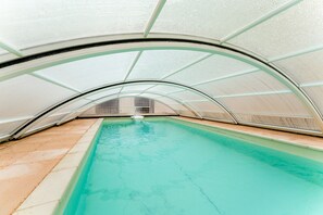 Pool - Guest Room 'Laurier Rose' with Shared Pool, Wi-Fi, and Air Conditioning (Piolenc)