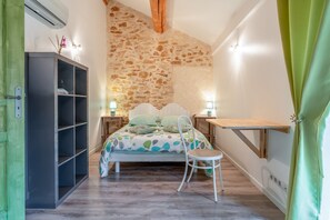 WiFi、ベッドシーツ