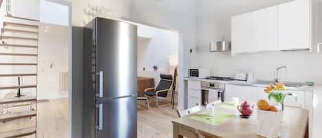 Fridge, microwave, dishwasher, toaster