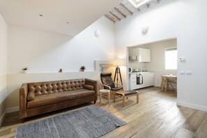 Living area - Ghibellina Attic (Florence)