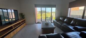 V Nine Spacious and peaceful