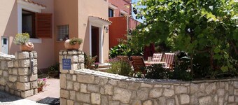 Ćunski / Biserka B4 A