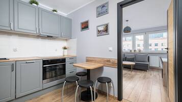 Apartment, Balcony | Private kitchenette