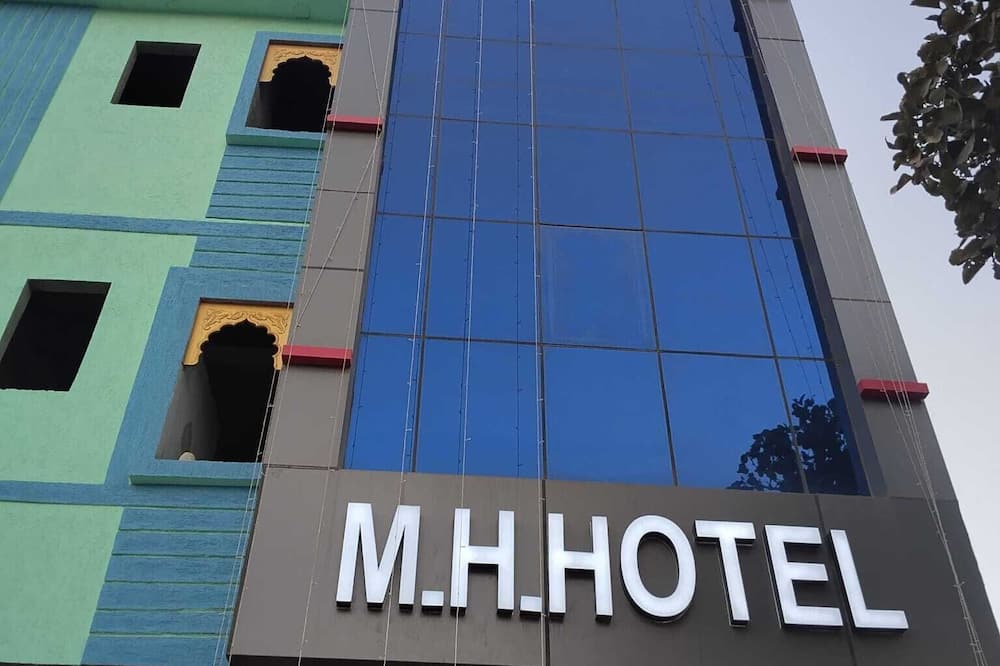 Manbhar Heavens Hotel