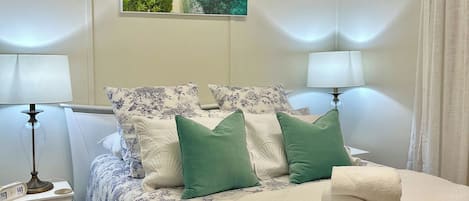 1 室のベッドルーム、アイロン / アイロン台、WiFi (無料)、ベッドシーツ