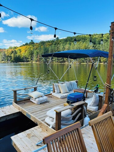 Chalet Lakehouse - The Secret Escape In Quebec, Canada You Have Been Looking For